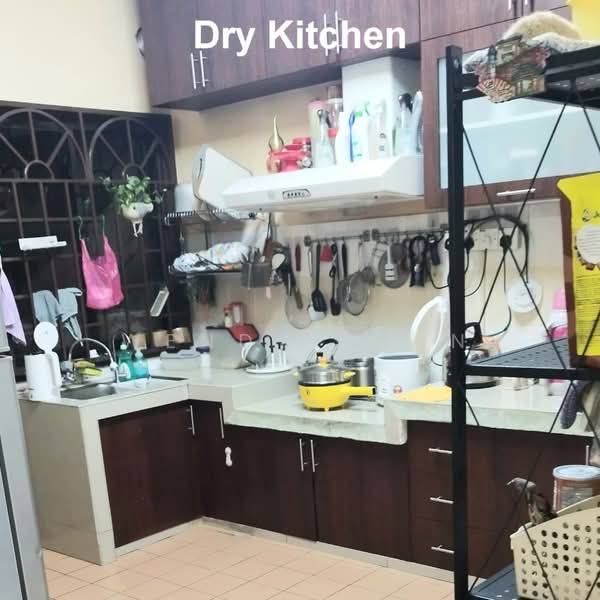 2-storey Terraced House for Sale in Taman Putra Prima (Puchong) - Wendy Chin - Kitchen - PropertyGuru.com.my