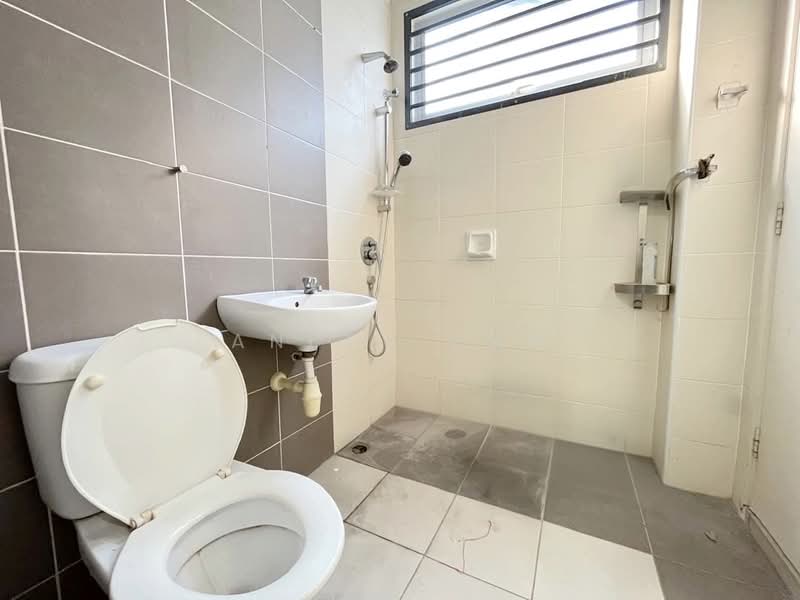 Damai Residences untuk Untuk Disewa - RM 2,400 /bulan, Mac 2026 - Bathroom - PropertyGuru.com.my