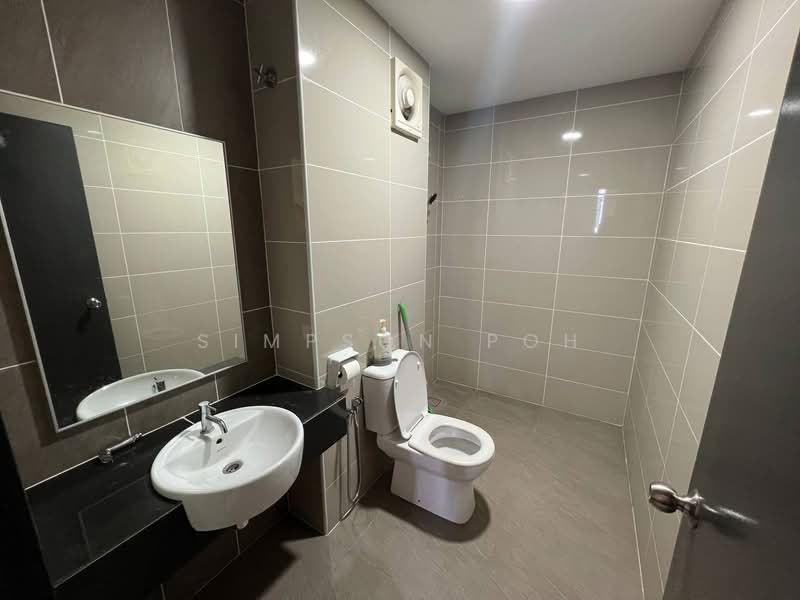 2-storey Terraced House for Sale in Johor Bahru (Johor) - Simpson Poh - Bathroom - PropertyGuru.com.my