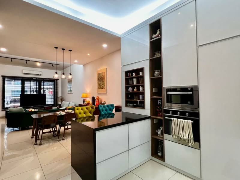 2-storey Terraced House for Sale in Johor Bahru (Johor) - Caryn Ter - Living Room - PropertyGuru.com.my