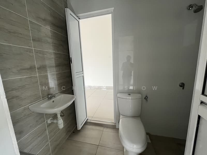 Terraced House for Sale in Kajang (Selangor) - Michelle Siow - Bathroom - PropertyGuru.com.my