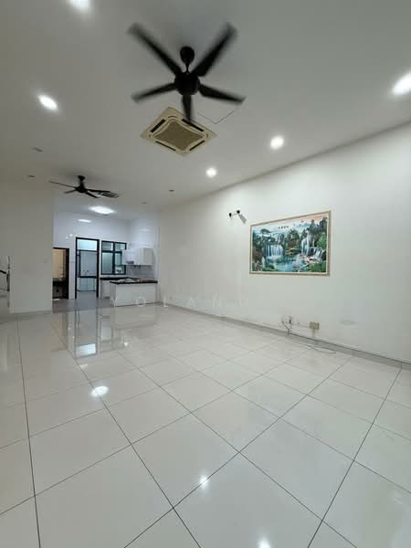 2-storey Terraced House for Rent in Johor Bahru (Johor) - Yoland . - Living Room - PropertyGuru.com.my