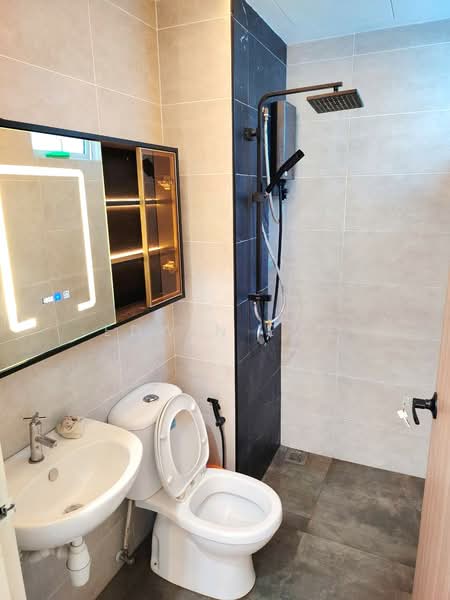 Condominium for Rent at QuayWest Residence - Edwin Ewe - Bathroom - PropertyGuru.com.my