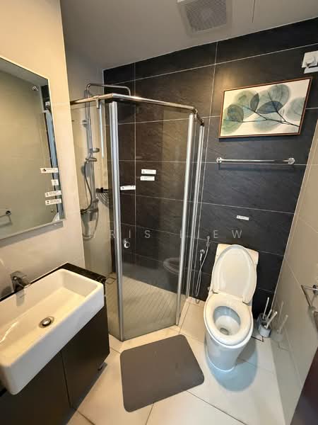 Condominium for Rent at Royal Strand @ Country Garden Danga Bay - Chris Liew - Bathroom - PropertyGuru.com.my