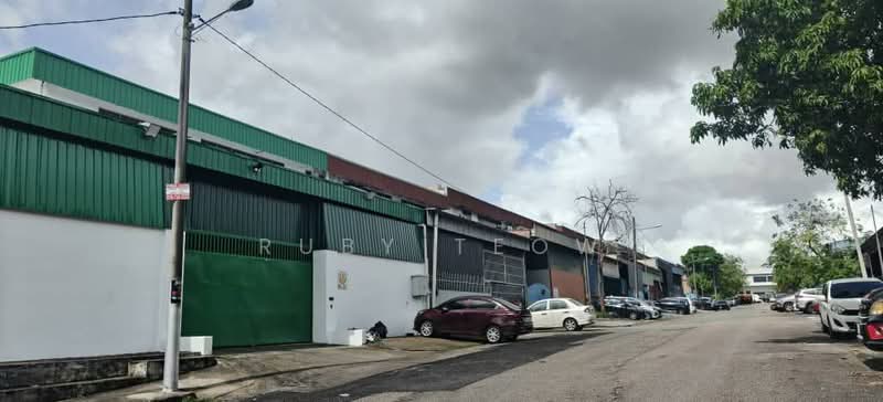 Kilang untuk Disewa di Taman Desa Cemerlang (Ulu Tiram) - Ruby Teow - Exterior - PropertyGuru.com.my
