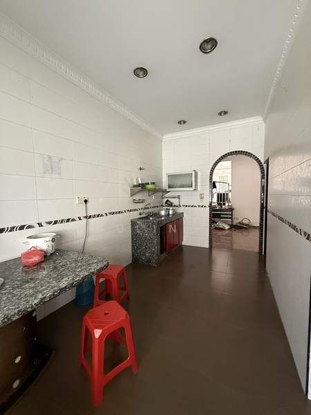 Serdang untuk Untuk Dijual - RM 1,000,000, Mac 2026 - Kitchen - PropertyGuru.com.my