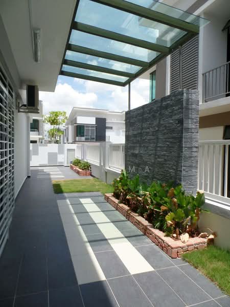 Promenade @ Taman Ungku Tun Aminah untuk Untuk Dijual - RM 1,280,000, Mac 2026 - Exterior - PropertyGuru.com.my