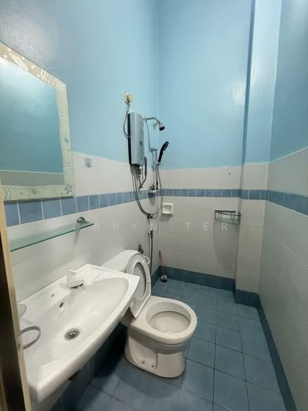 Bukit Indah ( Kitchen Fully Extended ) Single Storey Terrace House untuk Untuk Dijual - RM 708,000, Mac 2026 - Bathroom - PropertyGuru.com.my