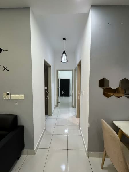 Condominium for Rent at Green Beverly Hills - Residensi Lili - Nurul Waheeda - Corridor - PropertyGuru.com.my