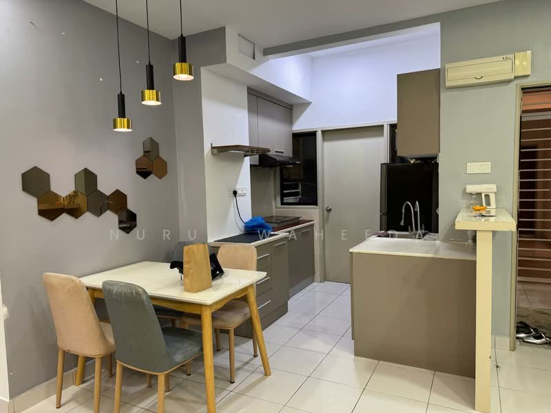Condominium for Rent at Green Beverly Hills - Residensi Lili - Nurul Waheeda - Kitchen - PropertyGuru.com.my