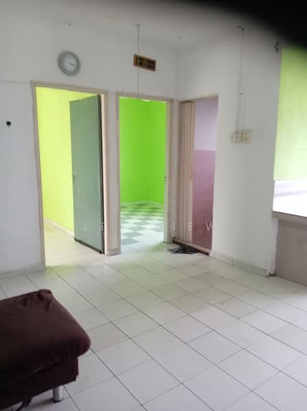 Flat Bandar Selesa Jaya @ Jalan Silat Gayong untuk Untuk Dijual - RM 120,000, Mac 2026 - Interior - PropertyGuru.com.my