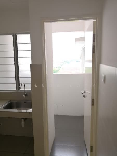 Condominium for Rent at Hijauan Puteri Condominium - Amanda Lock - Interior - PropertyGuru.com.my