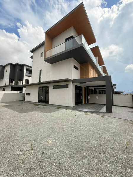 3-storey Terraced House for Sale in Kulai (Johor) - Caryn Ter - Exterior - PropertyGuru.com.my