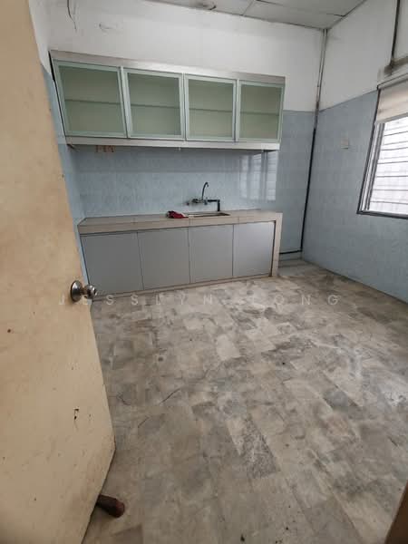 Factory for Rent in Klang (Selangor) - Jesslyn Tong - Kitchen - PropertyGuru.com.my