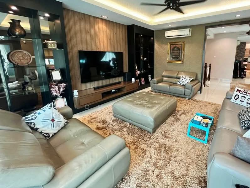Semi-Detached House for Sale in Taman Sutera Utama (Skudai) - Tommy Tai - Living Room - PropertyGuru.com.my