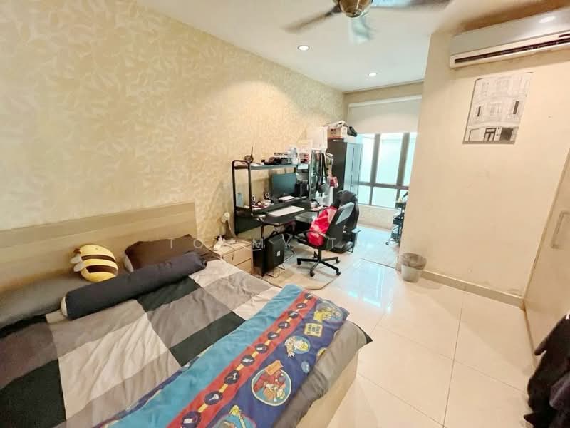 Semi-Detached House for Sale in Taman Sutera Utama (Skudai) - Tommy Tai - Bedroom - PropertyGuru.com.my