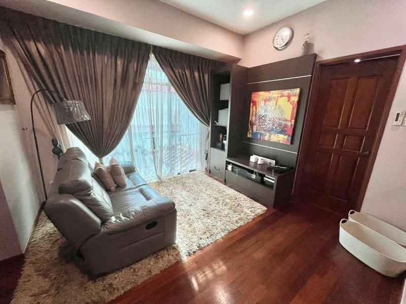 Semi-Detached House for Sale in Taman Sutera Utama (Skudai) - Tommy Tai - Living Room - PropertyGuru.com.my