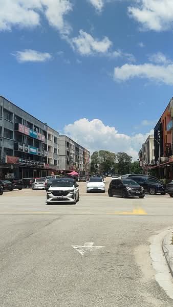 Shop for Rent in Johor Bahru (Johor) - Brendy Hoo - Exterior - PropertyGuru.com.my