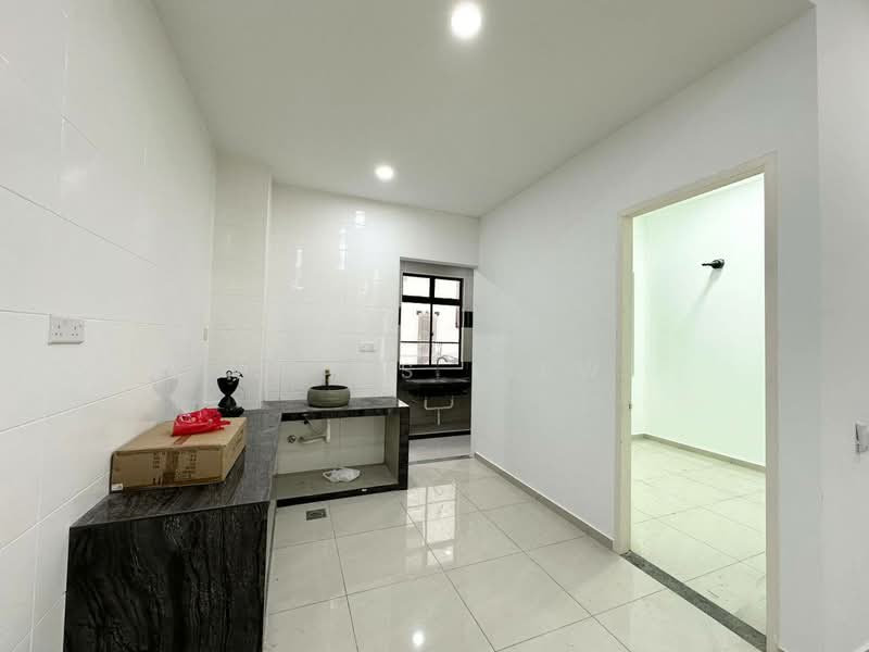 2-storey Terraced House for Rent in Bukit Indah (Iskandar Puteri (Nusajaya)) - Chris Liew - Kitchen - PropertyGuru.com.my
