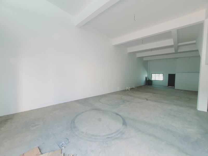 Shop for Sale in Taman Klebang Utama (Klebang) - CHIN FN - Interior - PropertyGuru.com.my