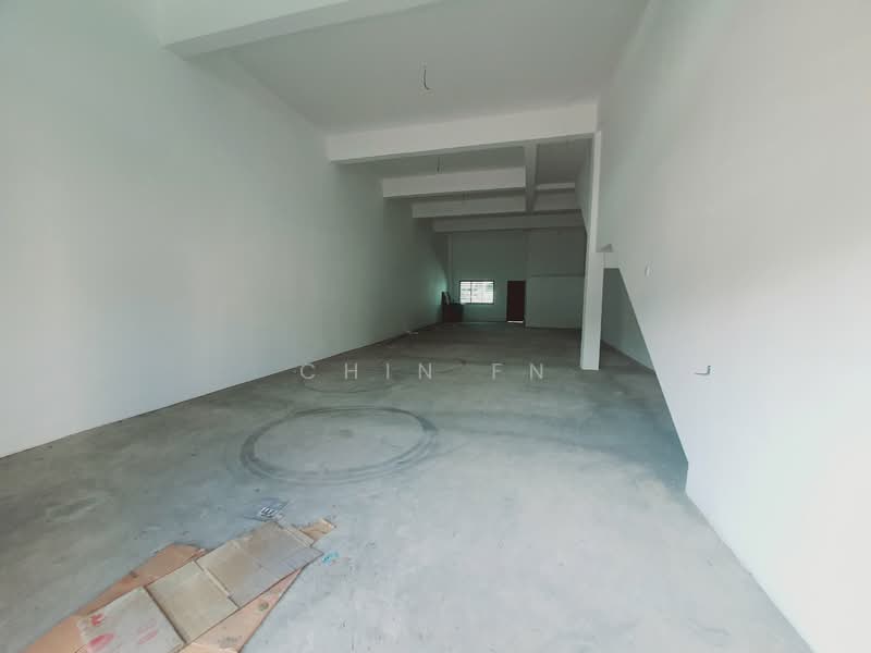 Shop for Sale in Taman Klebang Utama (Klebang) - CHIN FN - Interior - PropertyGuru.com.my