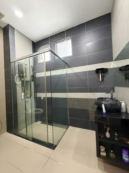 Cluster House for Sale in Taman Pulai Hijauan (Skudai) - Winson Tan - Bathroom - PropertyGuru.com.my