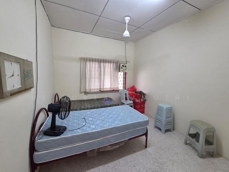 Rumah Teres 1-Tingkat untuk Dijual di Taman Merdeka (Batu Berendam) - De Costa Timothy - PropertyGuru.com.my