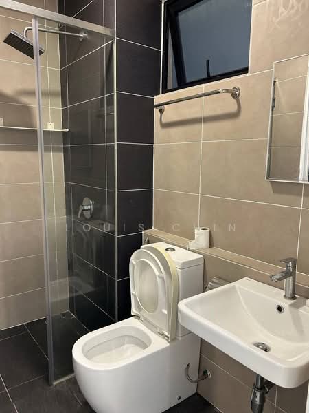 Service Residence for Rent at D'Pristine - Louis Chin - Bathroom - PropertyGuru.com.my