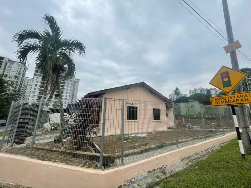 Bungalow for Sale in Larkin (Johor Bahru) - SASER TAN. - Exterior - PropertyGuru.com.my