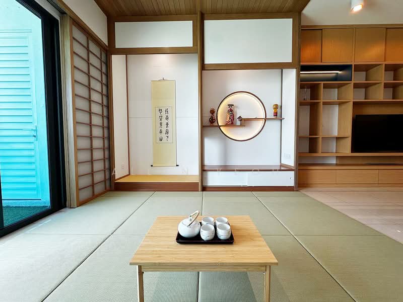 Queens Residences Q1 @ Queens Waterfront untuk Untuk Dijual - RM 2,100,000, Mac 2026 - Living Room - PropertyGuru.com.my