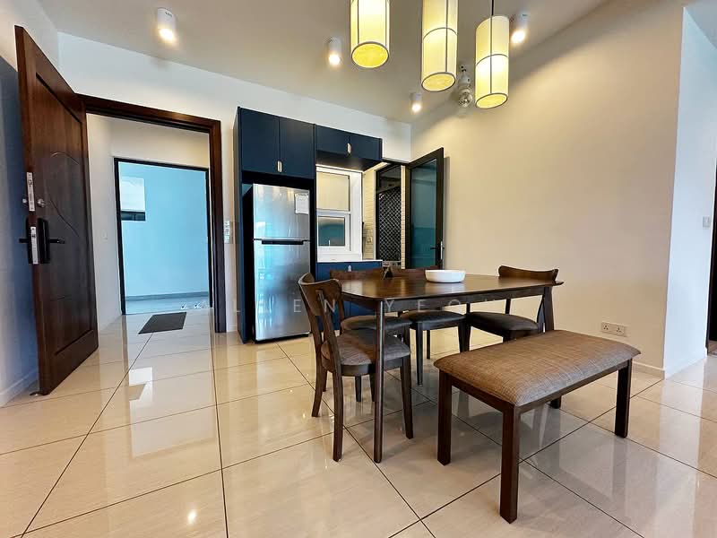 Queens Residences Q1 @ Queens Waterfront untuk Untuk Dijual - RM 2,100,000, Mac 2026 - Dining Room - PropertyGuru.com.my
