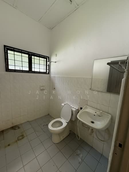 Bandar Country Homes untuk Untuk Dijual - RM 928,000, Apr 2026 - Bathroom - PropertyGuru.com.my