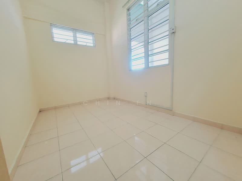 Pangsapuri Bukit Beruang Bestari (University View) untuk Untuk Dijual - RM 255,000, Mac 2026 - Interior - PropertyGuru.com.my