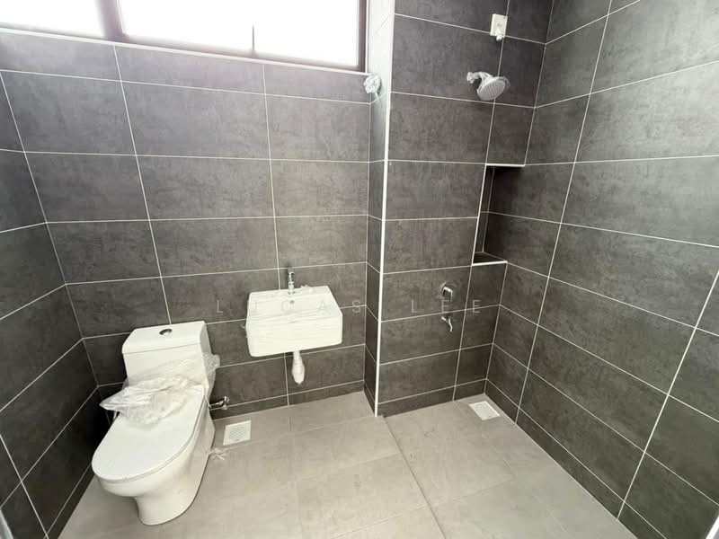 2-storey Terraced House for Sale in Johor Bahru (Johor) - Lucas Lee - Bathroom - PropertyGuru.com.my