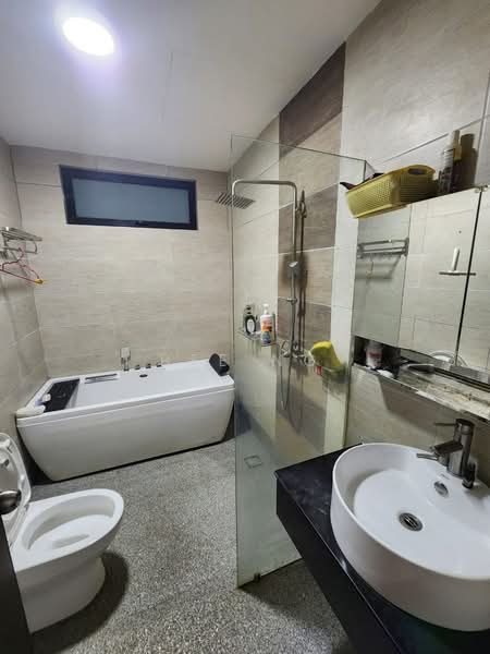 Apartment for Sale at Pulai View - Bee Ng - Bathroom - PropertyGuru.com.my