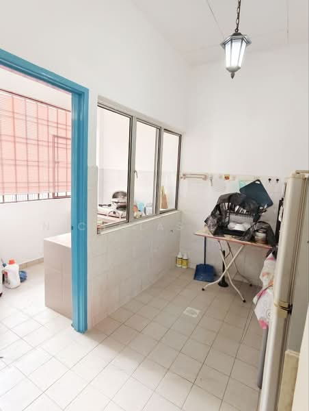 Apartment for Rent at Sri Kenari Apartment - Nicholas Low - Kitchen - PropertyGuru.com.my