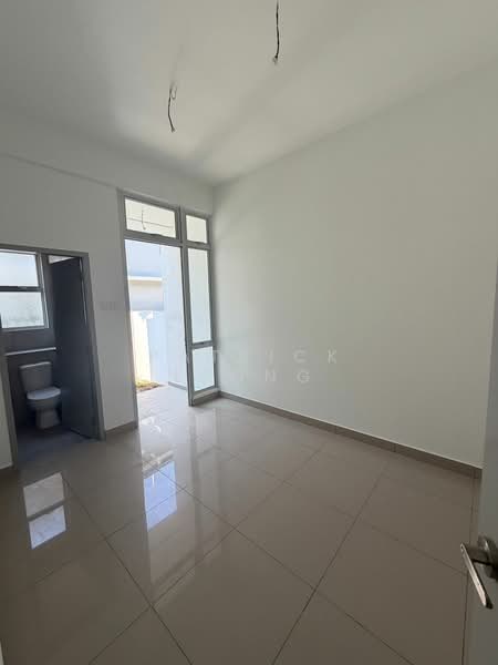 Amverton Hills @ Sungai Buloh untuk Untuk Dijual - RM 800,000, Mac 2026 - Bathroom - PropertyGuru.com.my