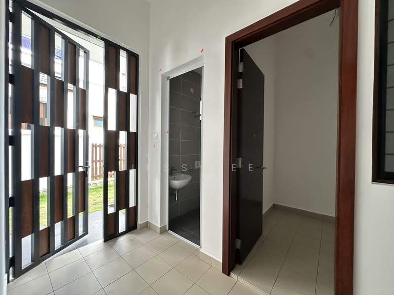 Rumah Banglo untuk Dijual di Setia Eco Park (Setia Alam) - Jess Tee - Entrance - PropertyGuru.com.my