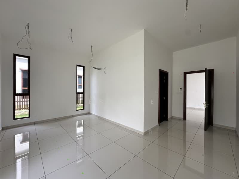 Rumah Banglo untuk Dijual di Setia Eco Park (Setia Alam) - Jess Tee - Living Room - PropertyGuru.com.my