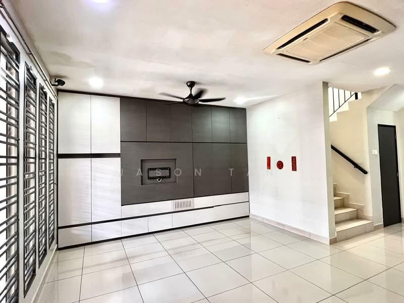 Seri Austin - Terrace Homes untuk Untuk Dijual - RM 799,000, Mac 2026 - Living Room - PropertyGuru.com.my