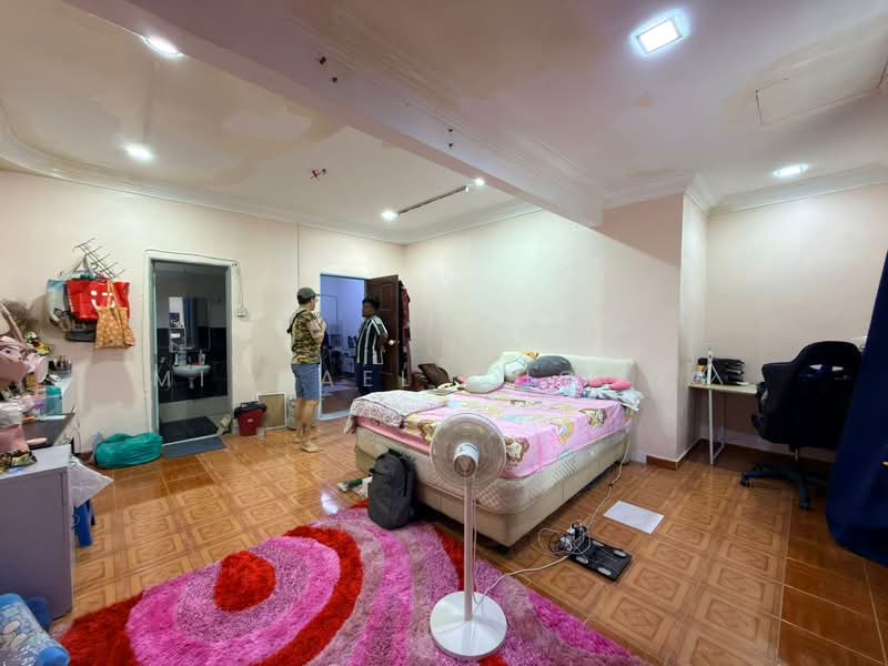 2-storey Terraced House for Sale in Taman Puchong Perdana (Puchong) - Michael Choong - Bedroom - PropertyGuru.com.my