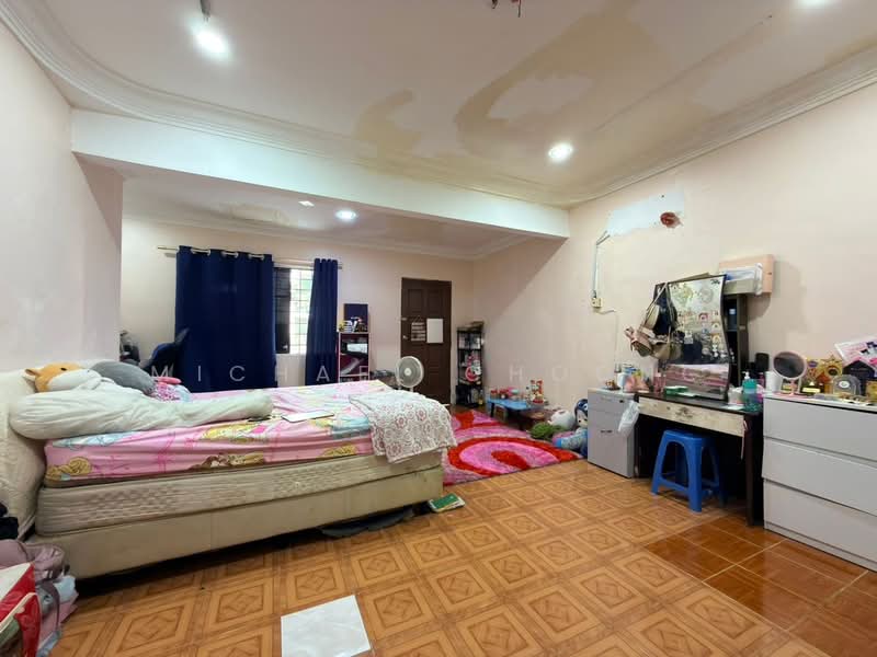 2-storey Terraced House for Sale in Taman Puchong Perdana (Puchong) - Michael Choong - Bedroom - PropertyGuru.com.my