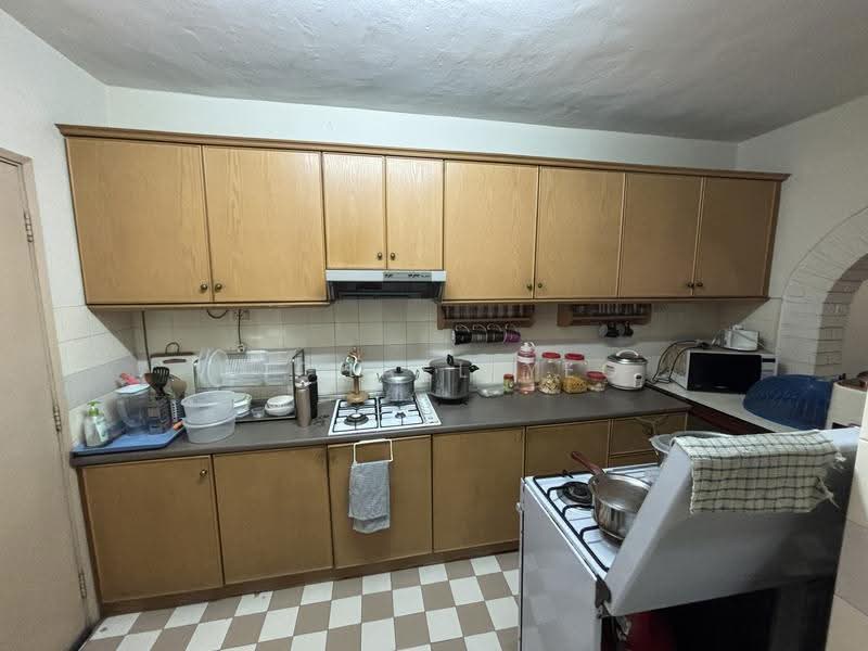 Rumah Teres 2.5-Tingkat untuk Dijual di Bukit Gasing (Petaling Jaya) - Michael Yeo - Kitchen - PropertyGuru.com.my