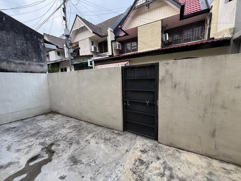 Rumah Teres 2.5-Tingkat untuk Dijual di Bukit Gasing (Petaling Jaya) - Michael Yeo - Back Yard - PropertyGuru.com.my