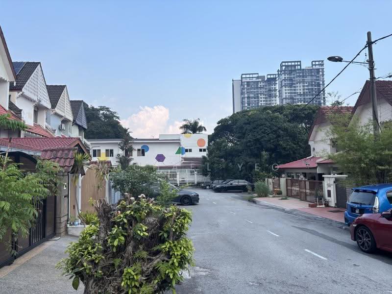 Rumah Teres 2.5-Tingkat untuk Dijual di Bukit Gasing (Petaling Jaya) - Michael Yeo - Exterior - PropertyGuru.com.my