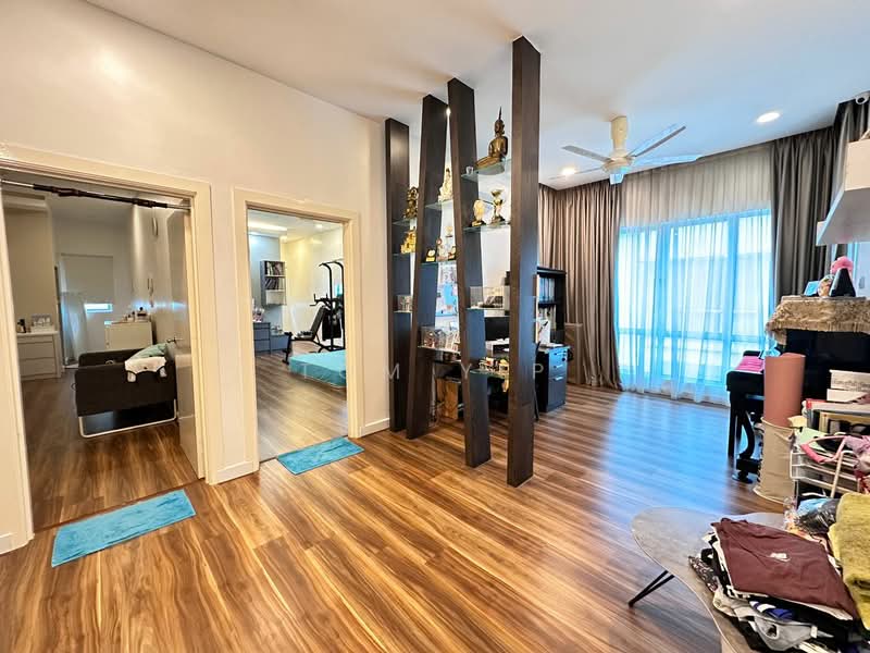 Semi-Detached House for Sale in Anggun 2 Residence (Rawang) - Tom Yip - Living Room - PropertyGuru.com.my