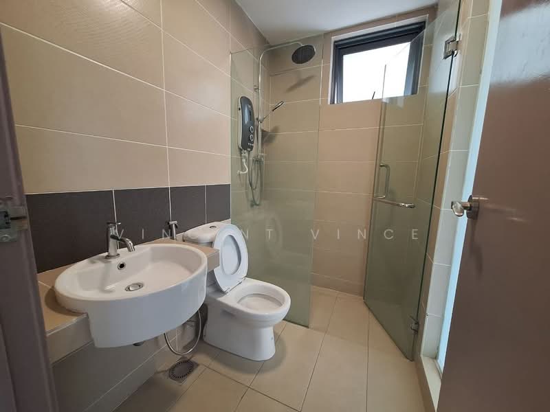 Servis Apartment untuk Disewa di Amerin Residence - Vincent Vince - Bathroom - PropertyGuru.com.my