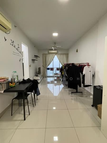 Apartment for Sale at Austin Suites (Permata Austin) - Smith Goh - Living Room - PropertyGuru.com.my