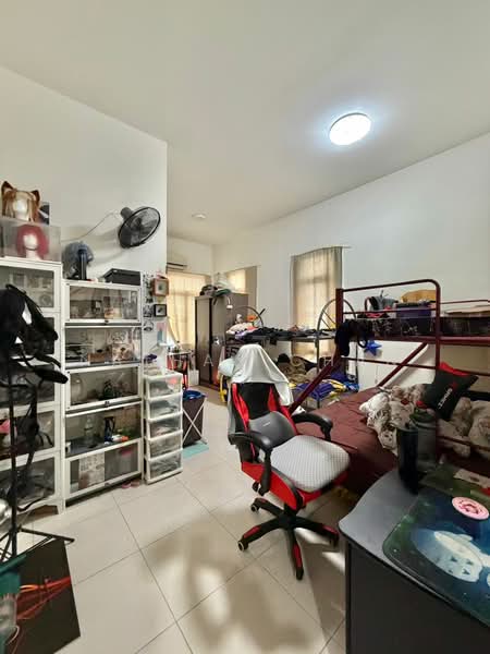 For Sale - Kulai Kulai Kulais