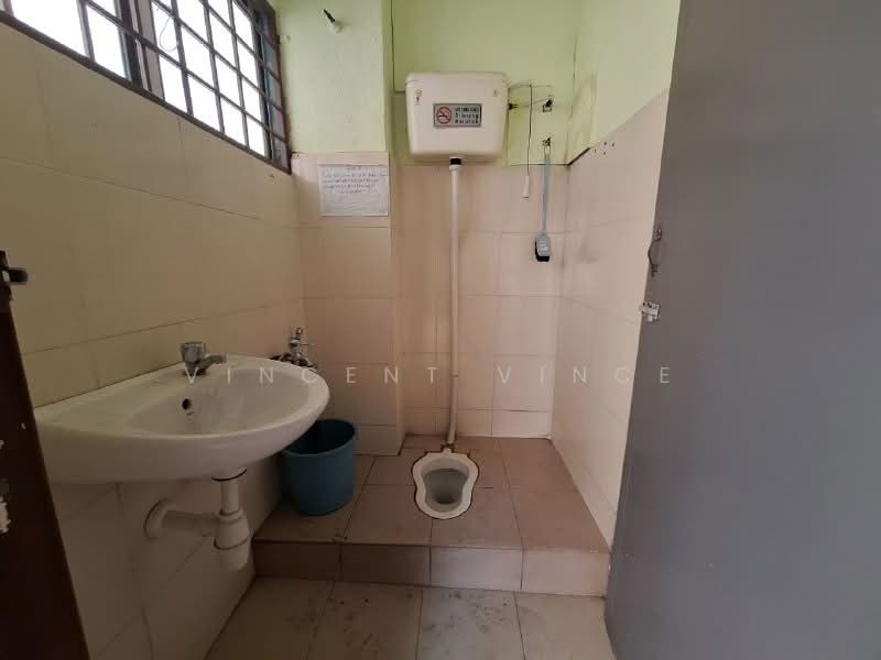 Shop for Rent in Sungai Long (Bandar Sungai Long) - Vincent Vince - Bathroom - PropertyGuru.com.my